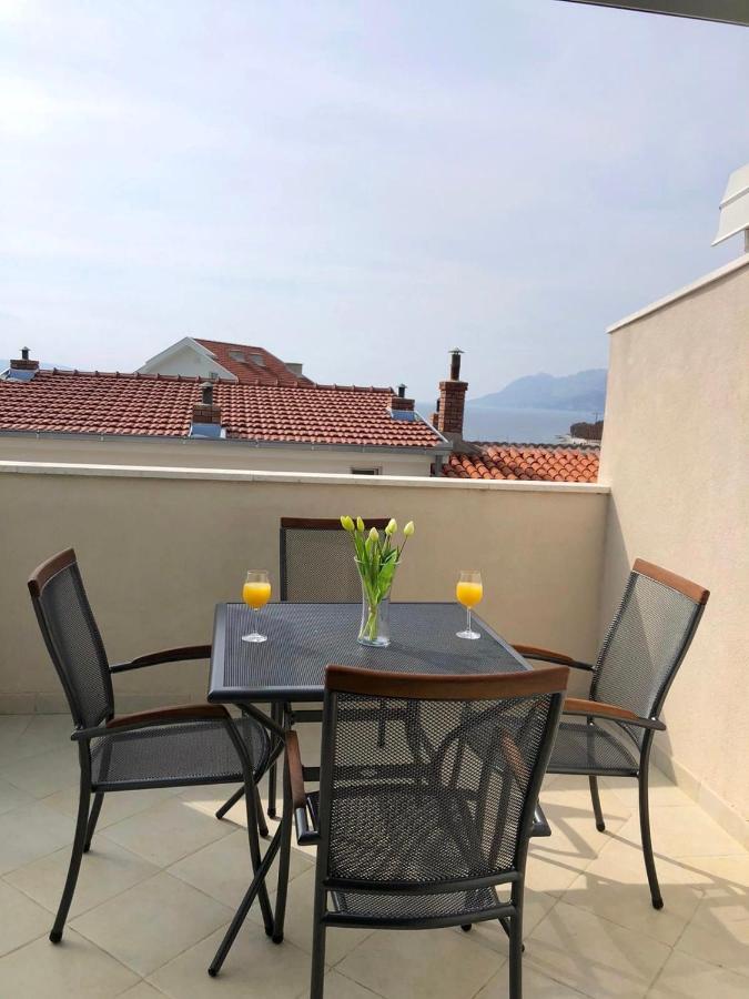 Apartmani Lozic Baska Voda Exterior photo